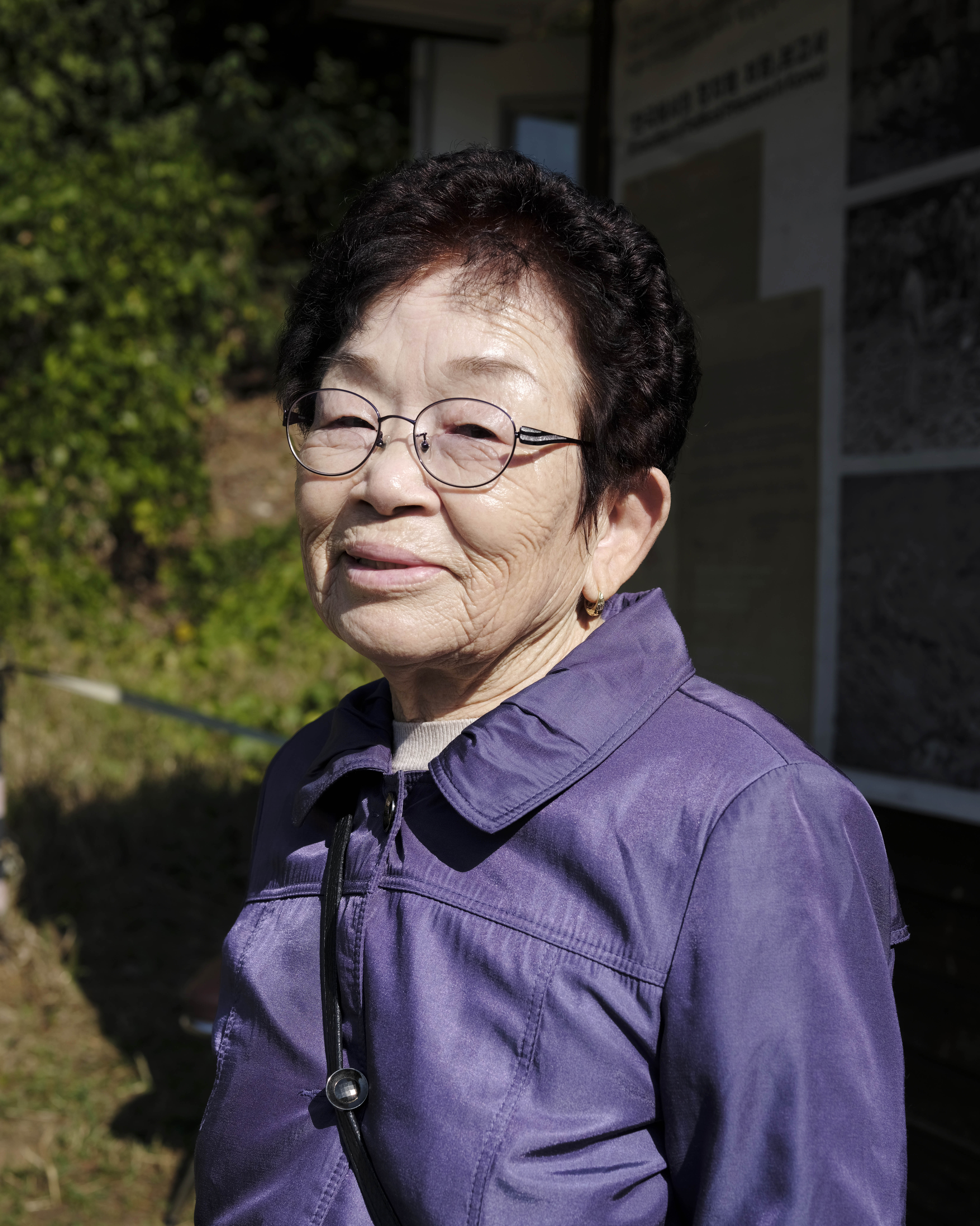 A photo of Son Bok Seong, who participated in the ceremony to honor her husband's older brother, who was killed at Golryeonggol.